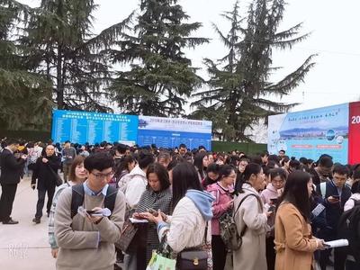 嘉善“引才列车”开往北京、武汉、南京.如何抢抓引才先机?看这里!