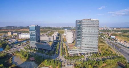 武汉市今年将拿出15亿元,用于高端人才引进