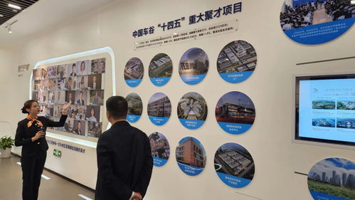 人民网 向 实 聚力 加 数 前行 主题调研行走进武汉经开区